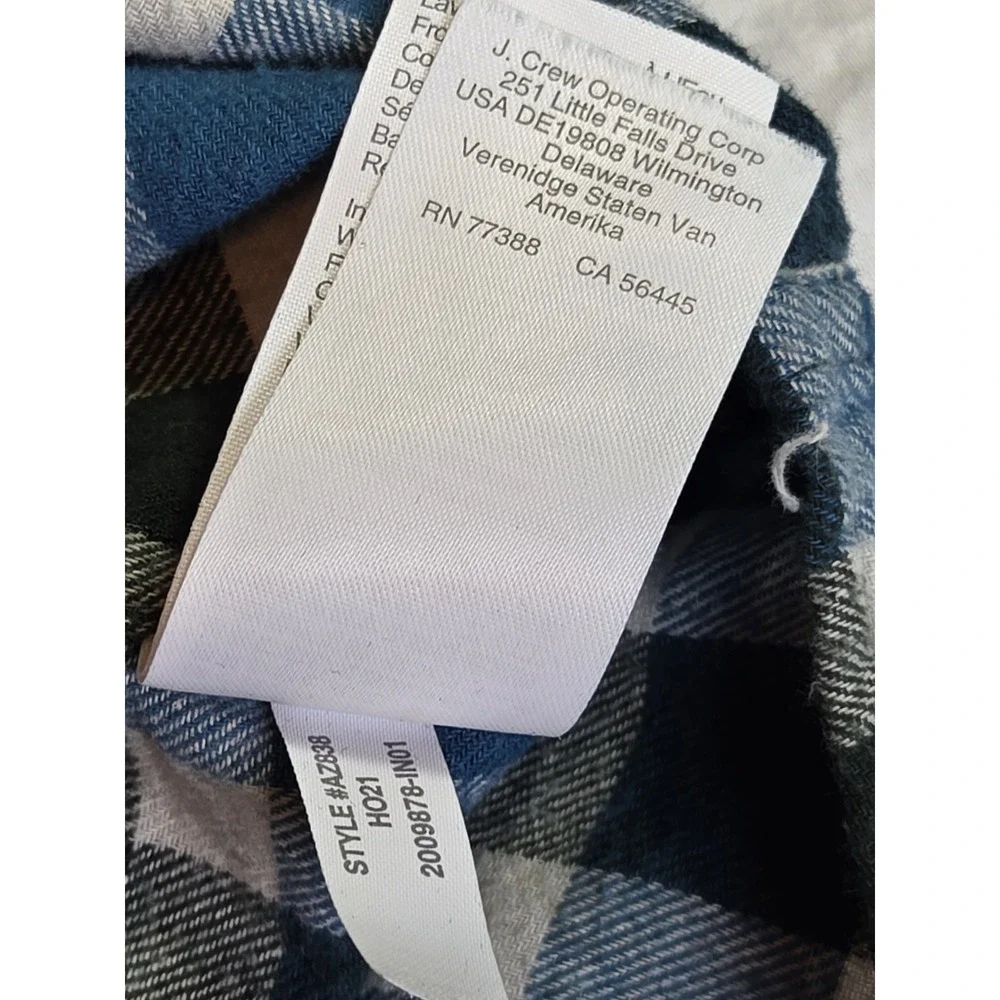 J. Crew Flannel Shirt‎ Men's Large Slim Fit Blue/White Button Down Plaid